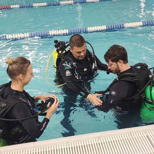 20251206_160710_resized